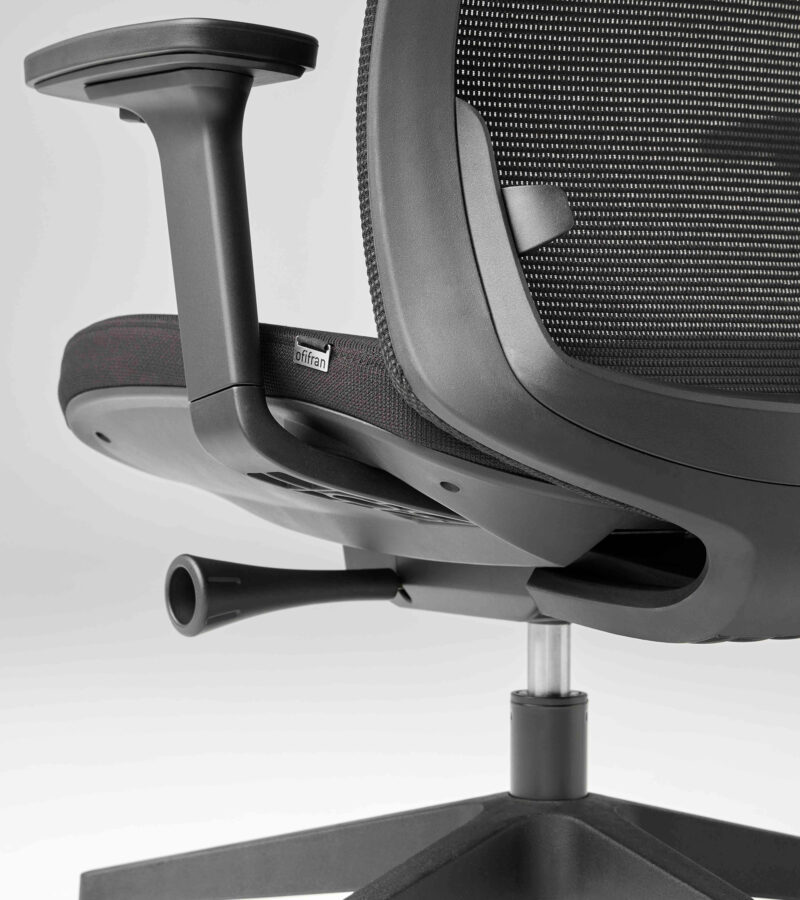 MYMESH_07 Detalle silla operativa MyMesh